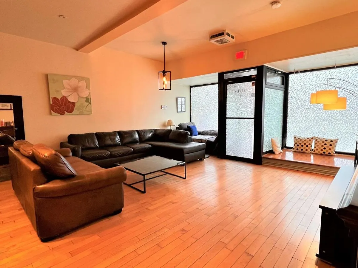 Reunion Appartement Montréal Canada